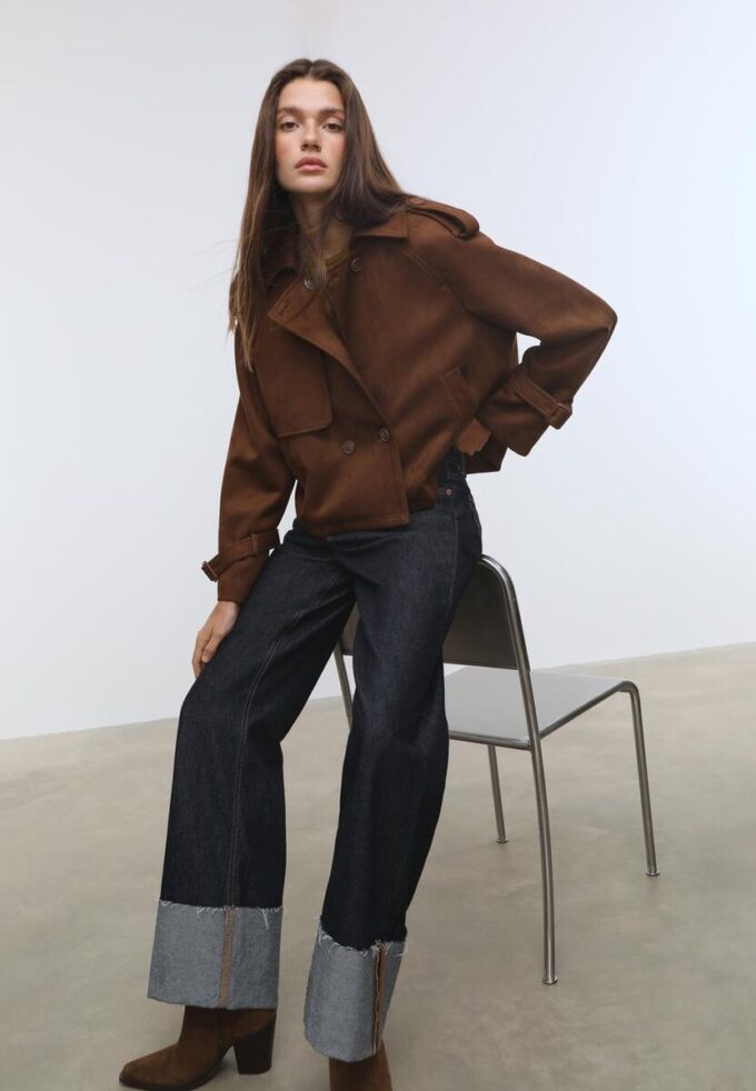 Trench corto in finta pelle scamosciata