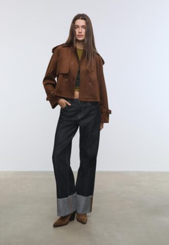 Trench corto in finta pelle scamosciata