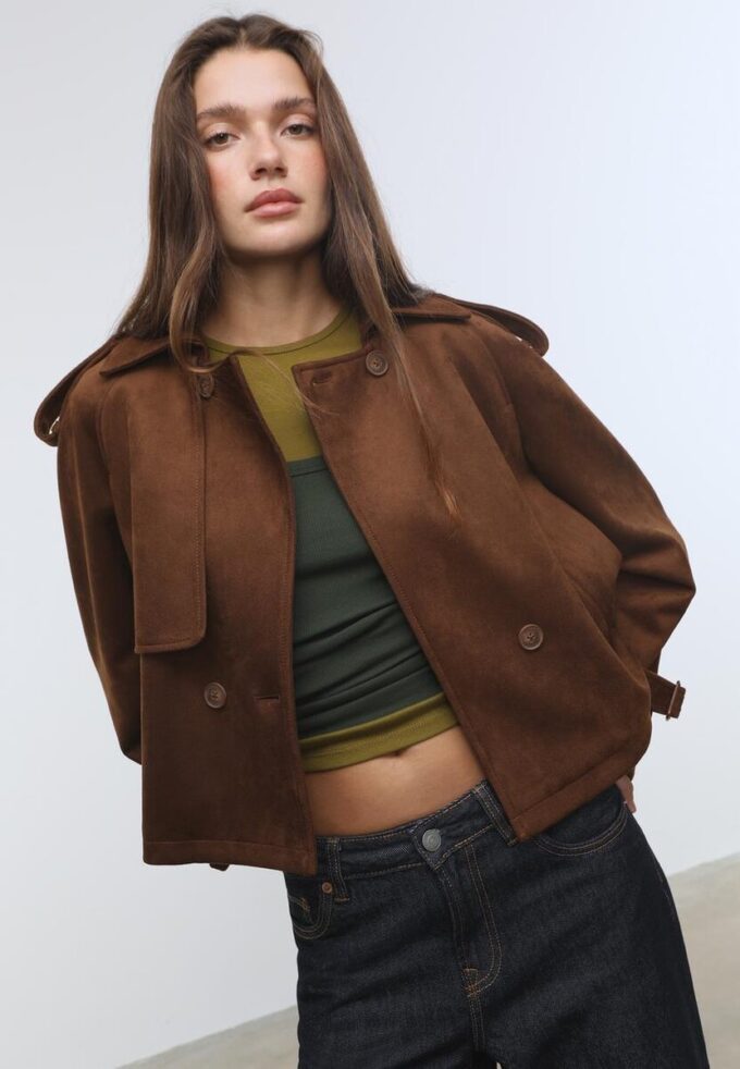 Trench corto in finta pelle scamosciata