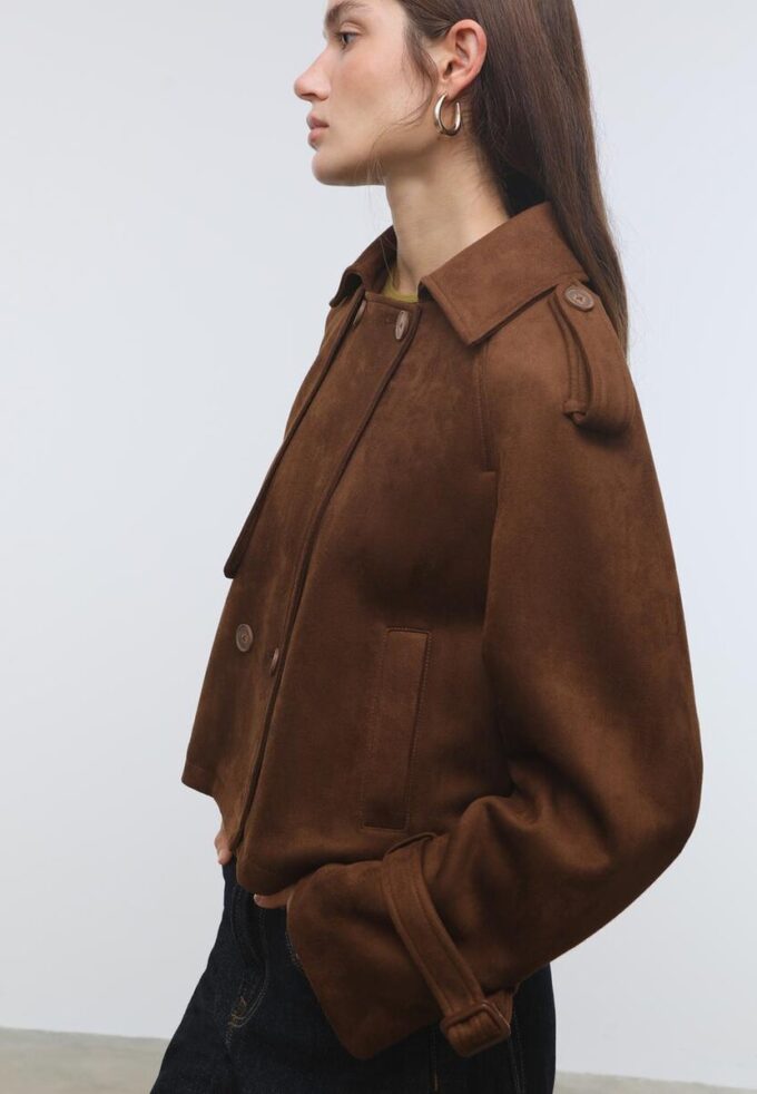 Trench corto in finta pelle scamosciata