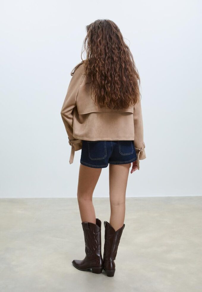 Trench corto in finta pelle scamosciata