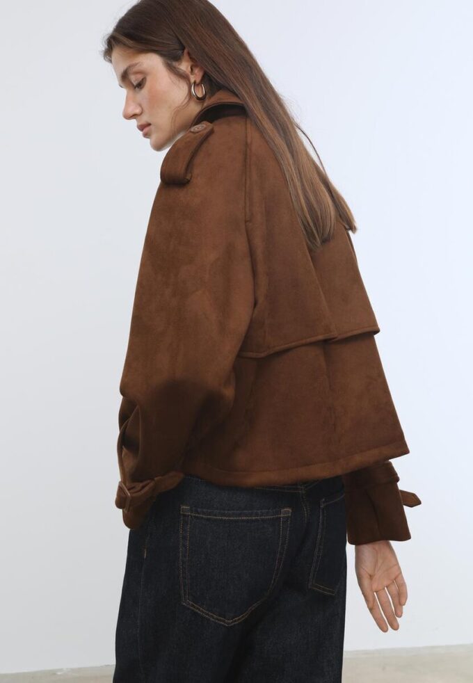 Trench corto in finta pelle scamosciata