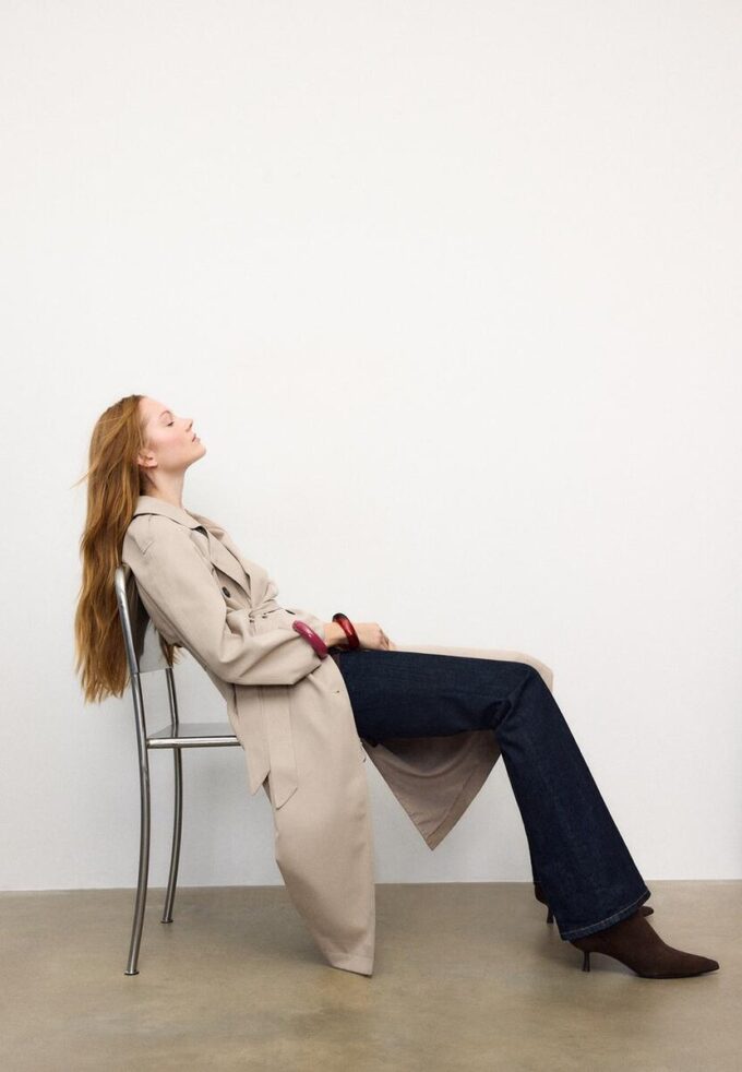 Trench lungo e fluido