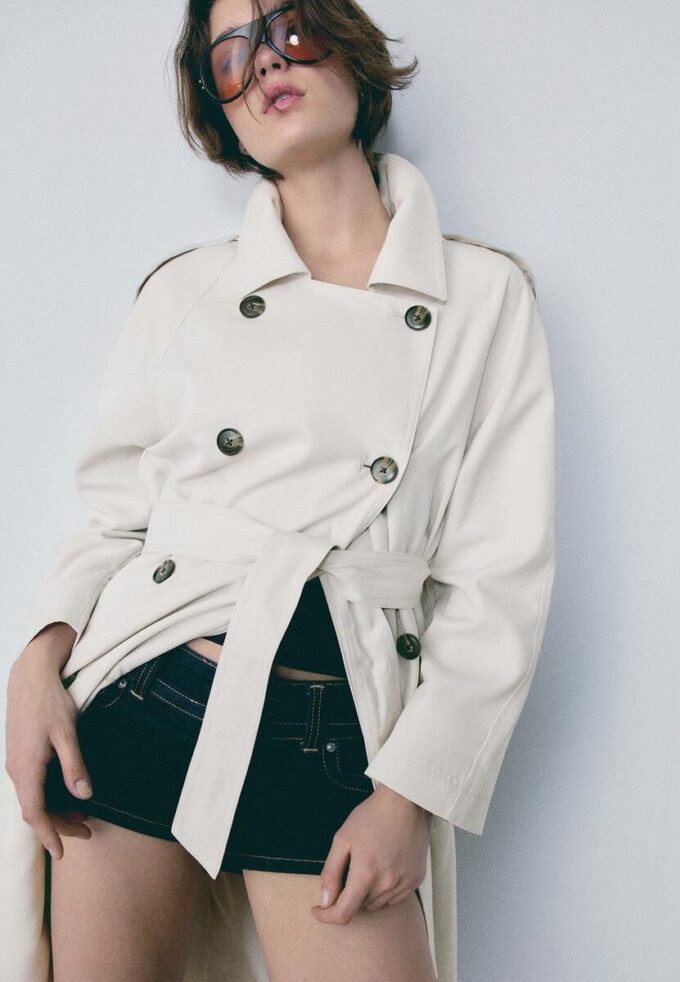 Trench lungo e fluido Trench lungo e fluido