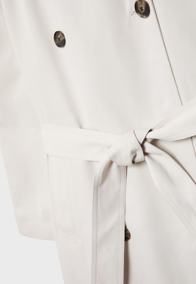 Trench lungo e fluido Trench lungo e fluido