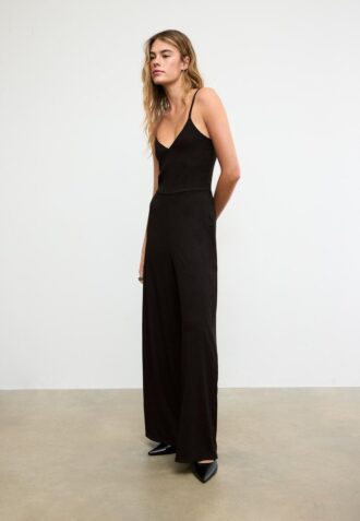 Tuta fluida con spalline