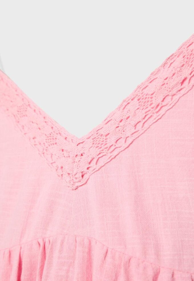 Vestito corto con dettagli in pizzo