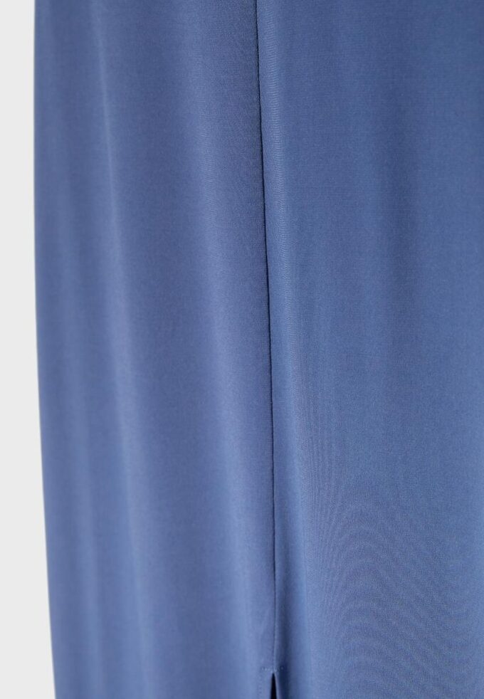 Vestito midi con scollo all’americana e schiena scoperta