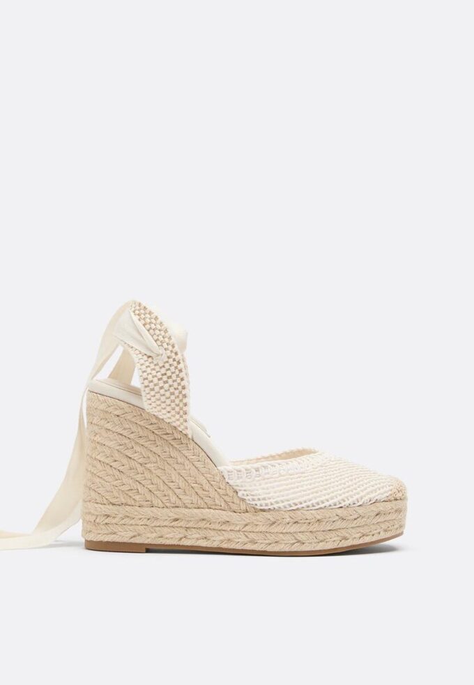 Zeppe con plateau in juta allacciate Zeppe con plateau in juta allacciate